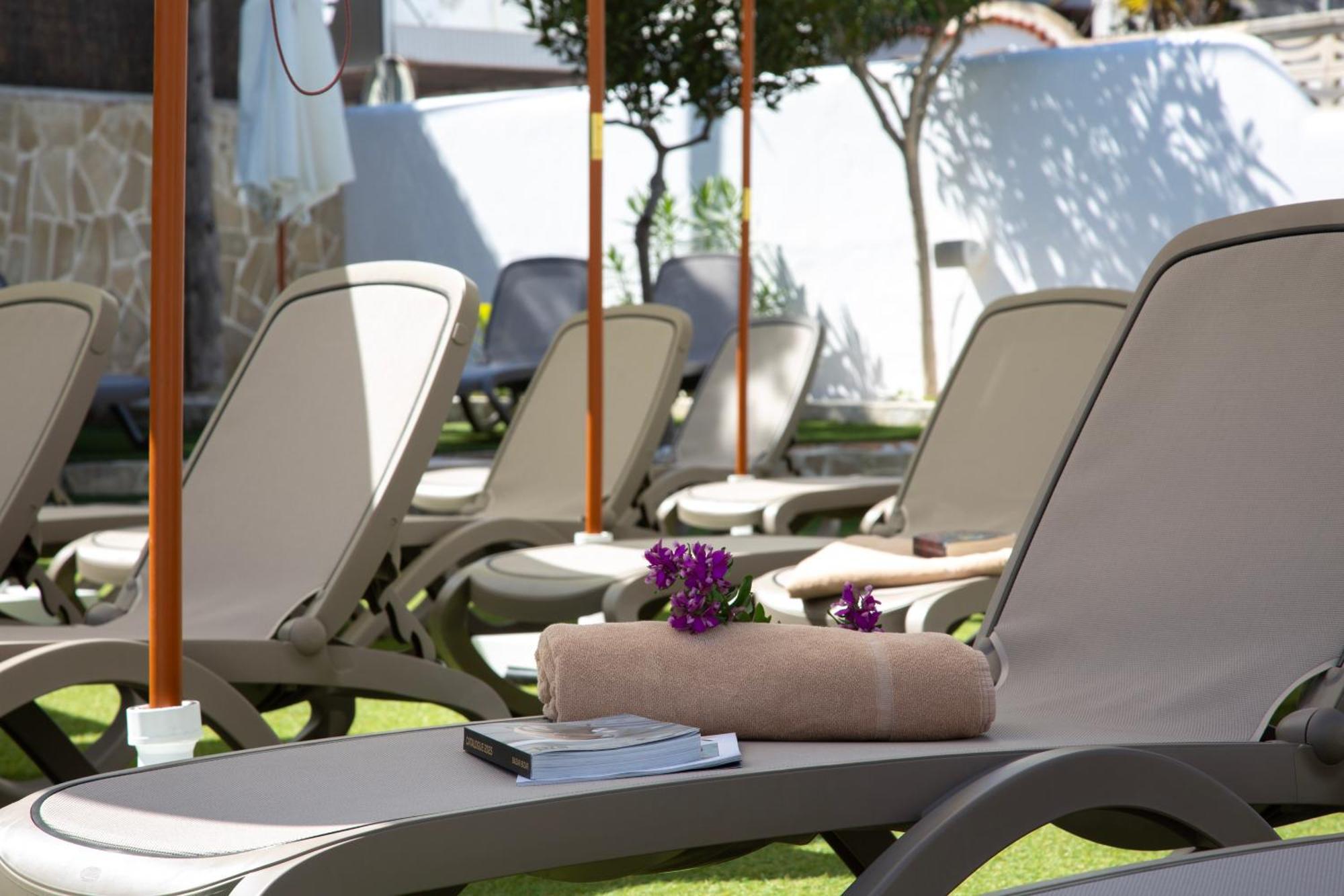Hotel Casual Bahia Ibiza Sant Antoni de Portmany Exterior foto