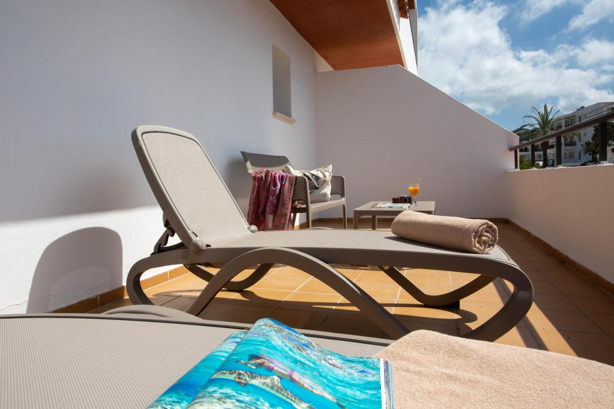 Hotel Casual Bahia Ibiza Sant Antoni de Portmany Exterior foto