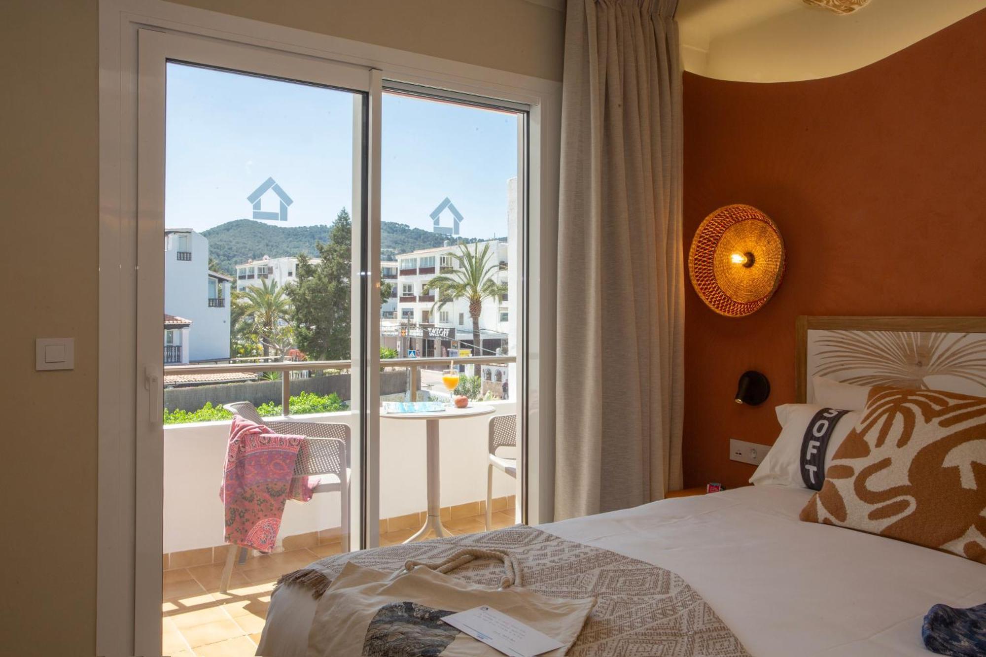 Hotel Casual Bahia Ibiza Sant Antoni de Portmany Exterior foto